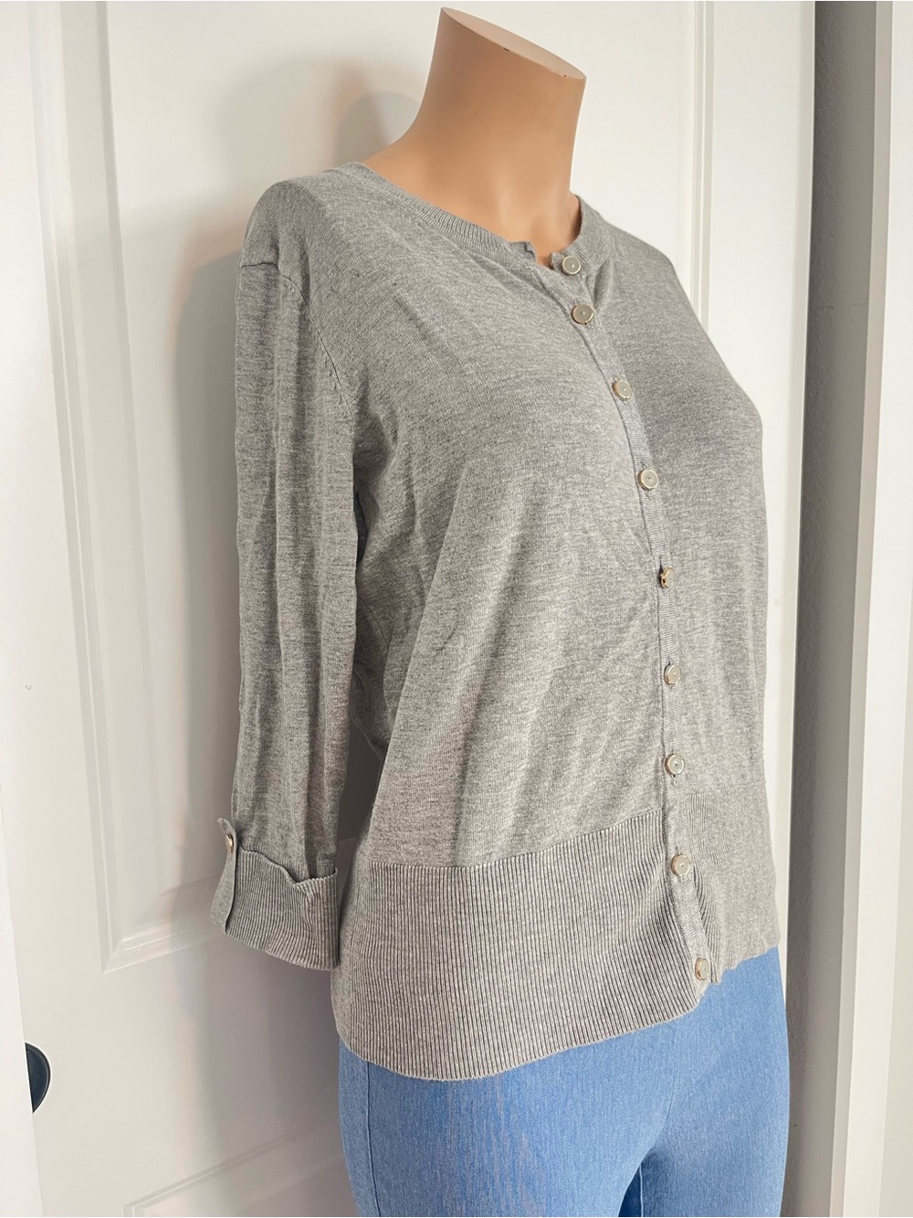 Premise Gray Button-Up Lightweight Women's Cardigan
